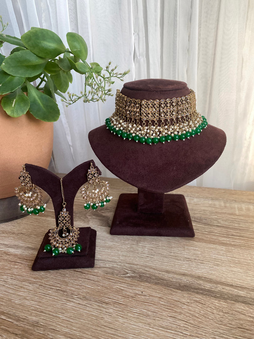 Sunita Choker Set