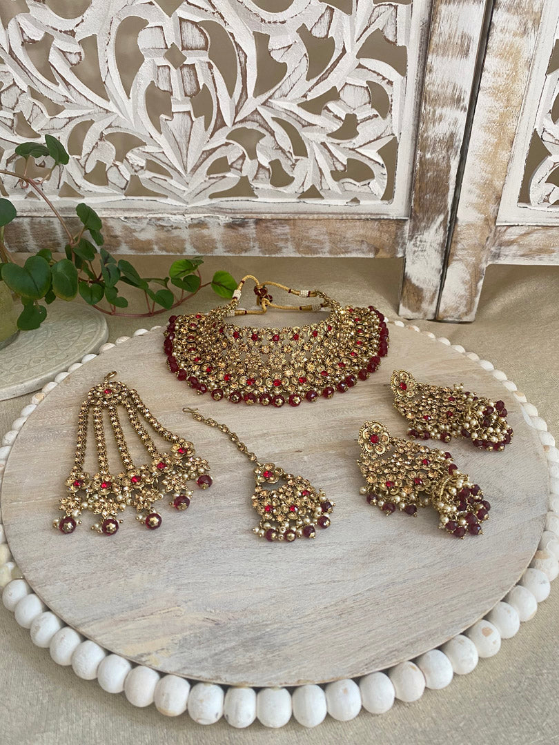 Selvi Bridal Set