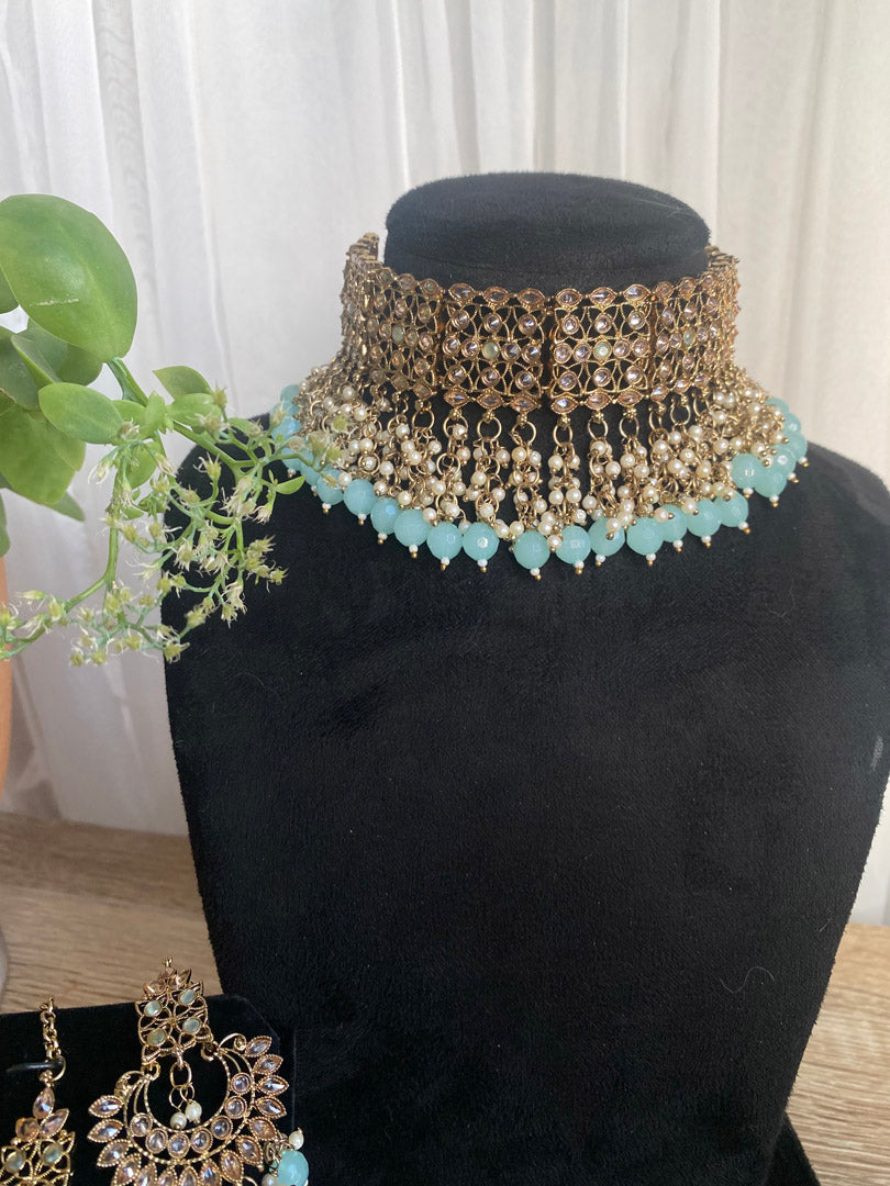 Sunita Choker Set