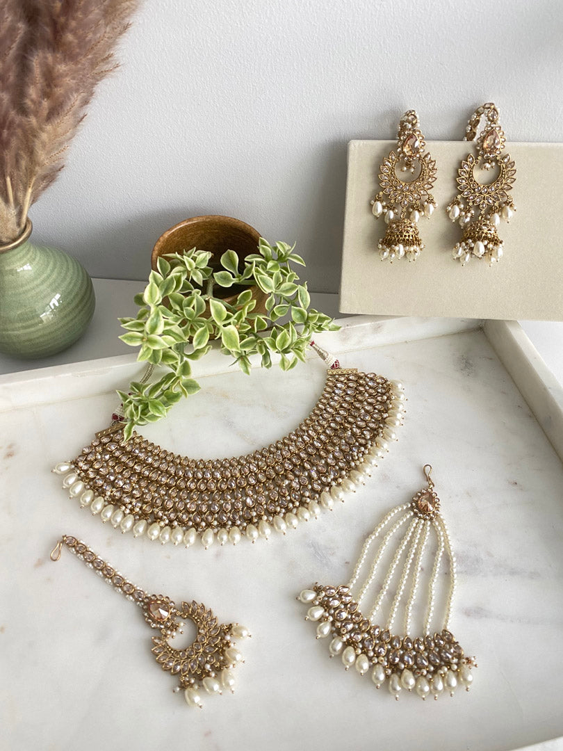 Nessa Bridal Set