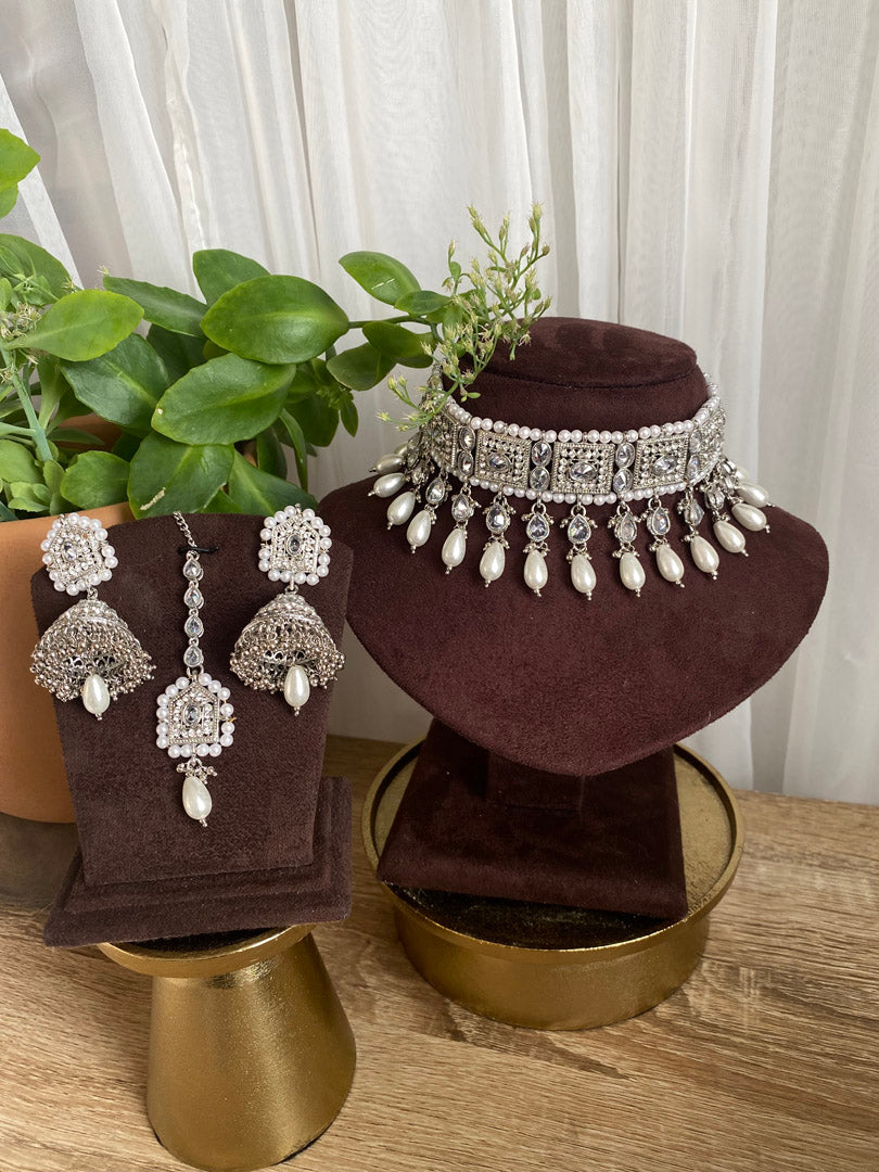Reeva Choker set- Silver