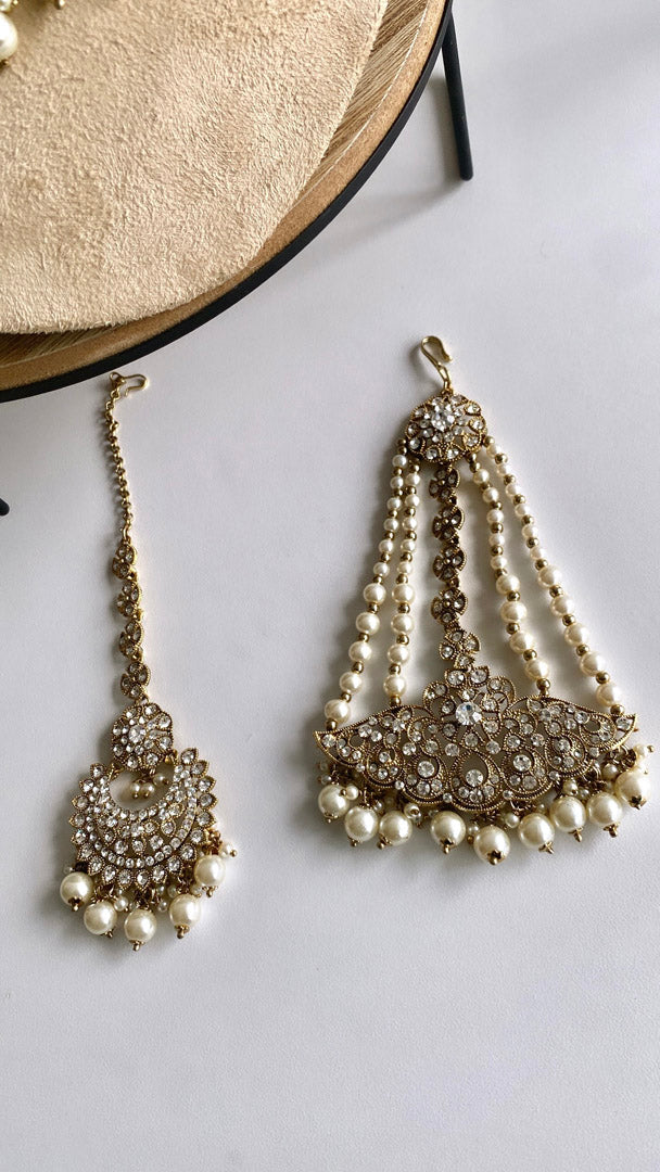 Uzma Choker Set-Pearl