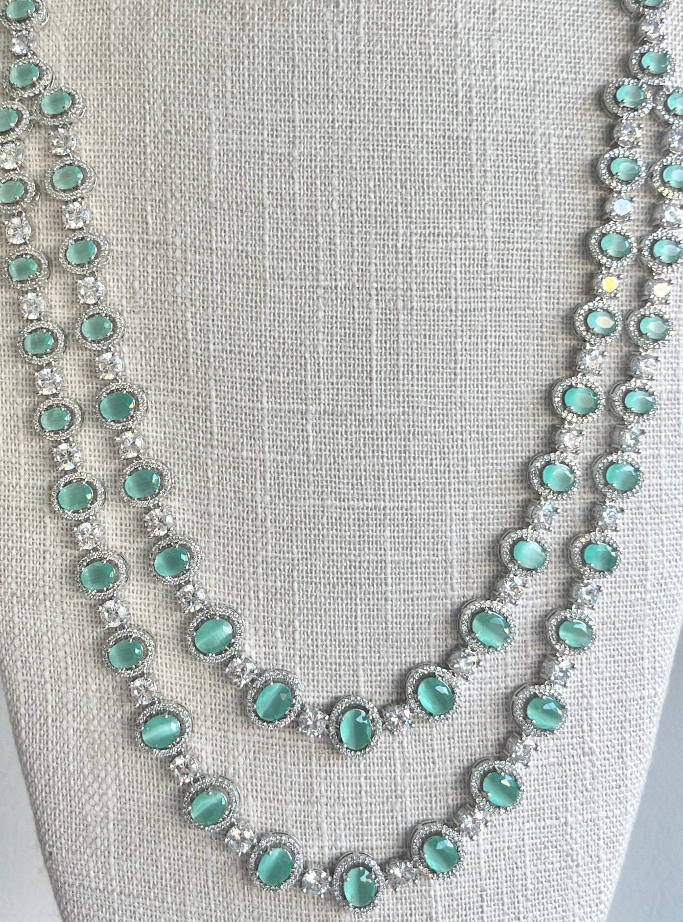 Aniba long necklace set