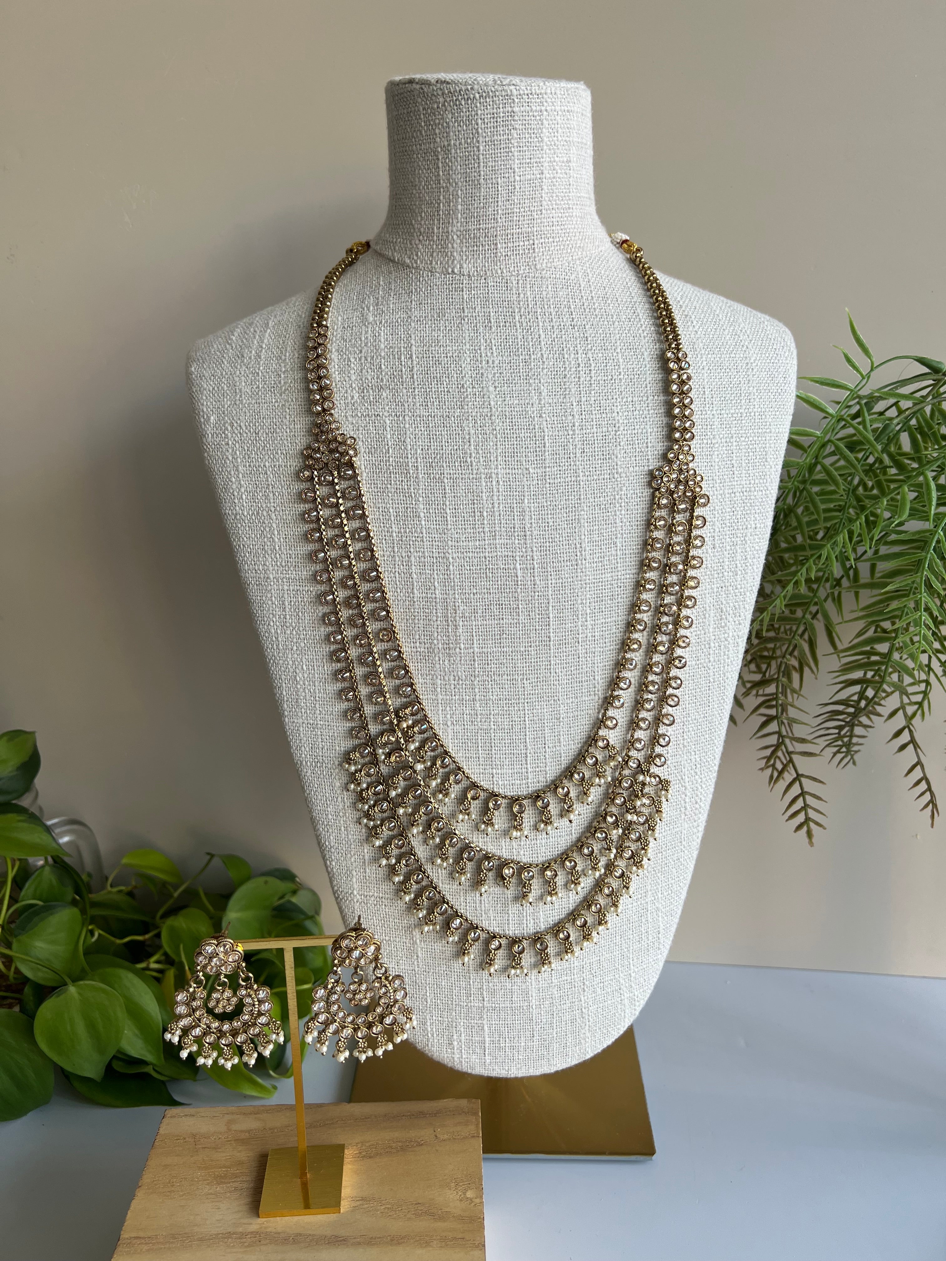 Mridul Long Necklace