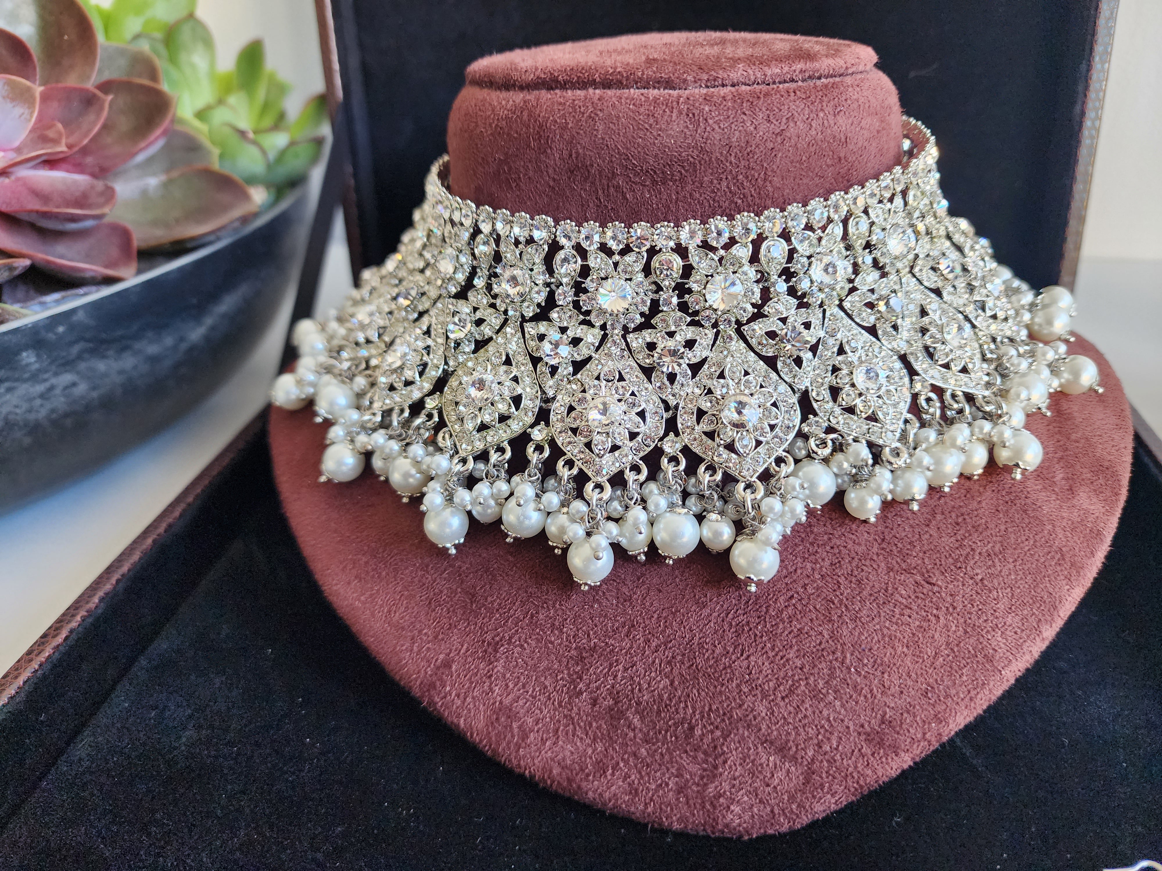 Rumina Choker - Silver