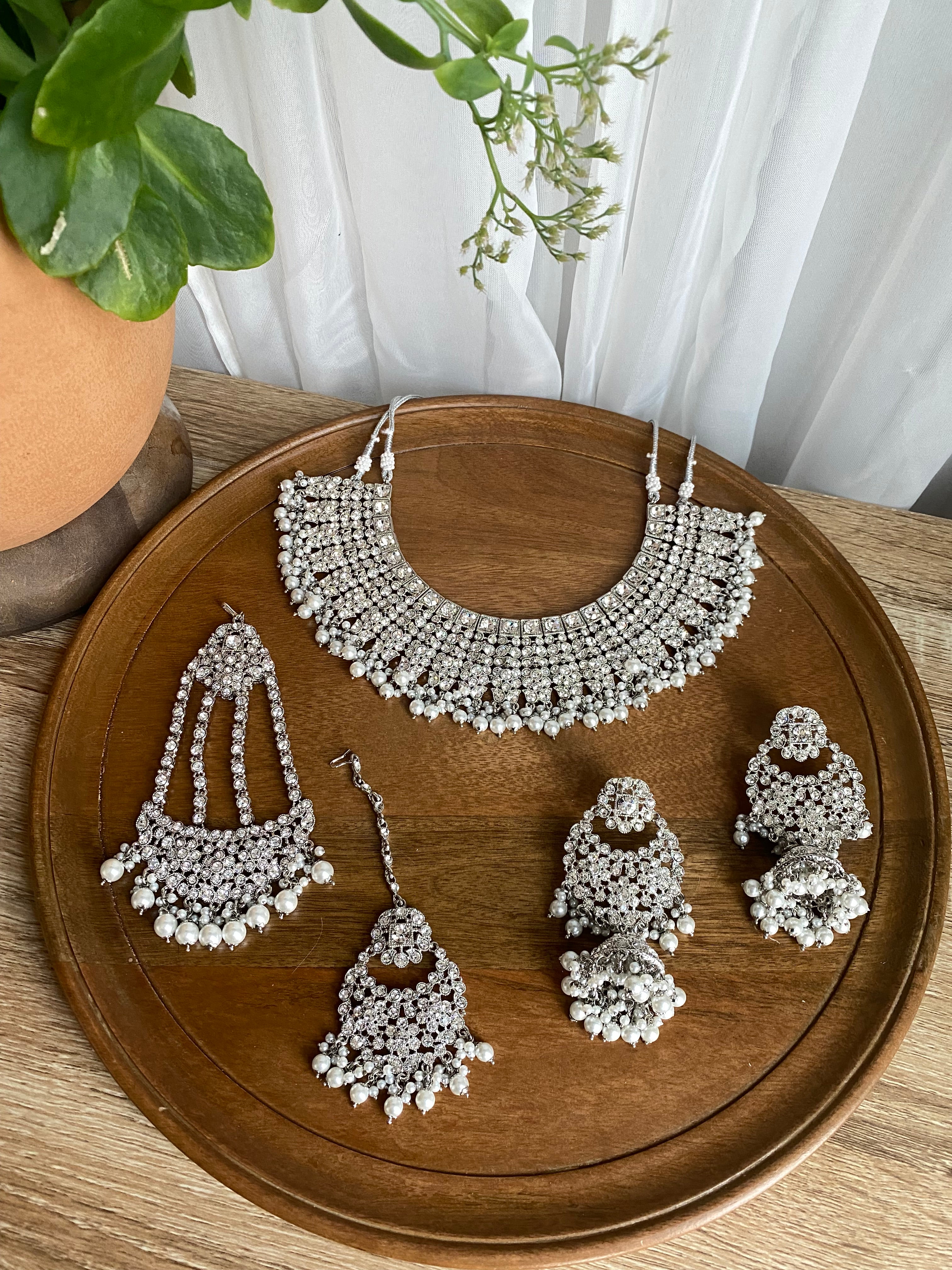 Rupa Bridal necklace