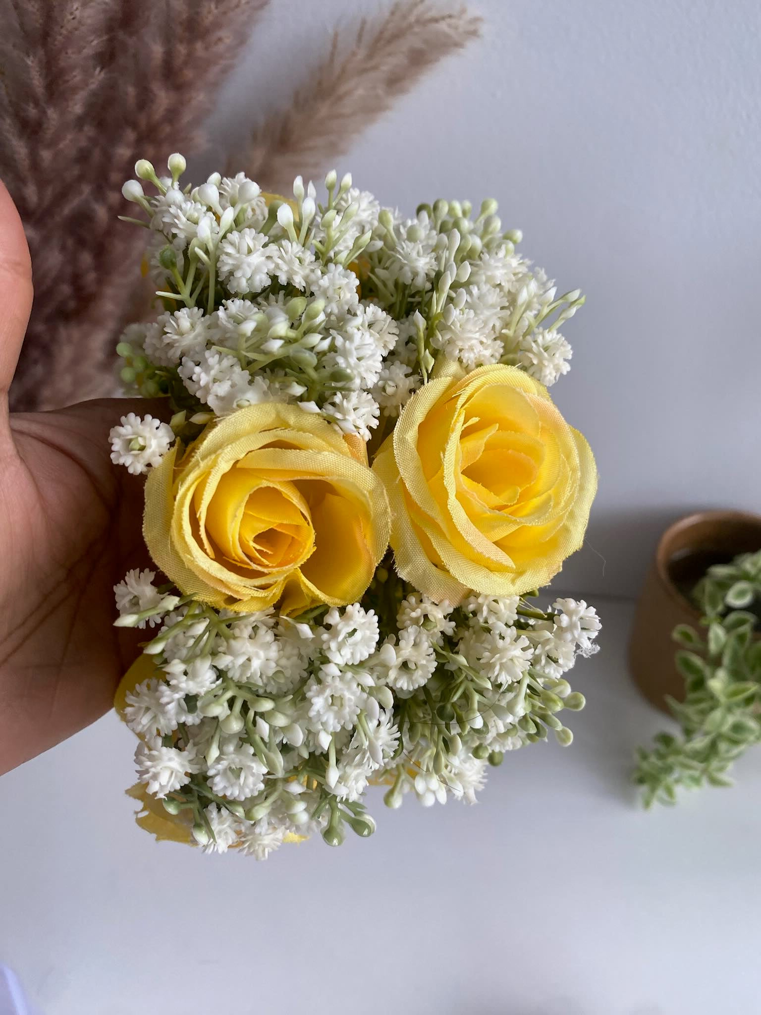 Gloriya Floral Hand Sets