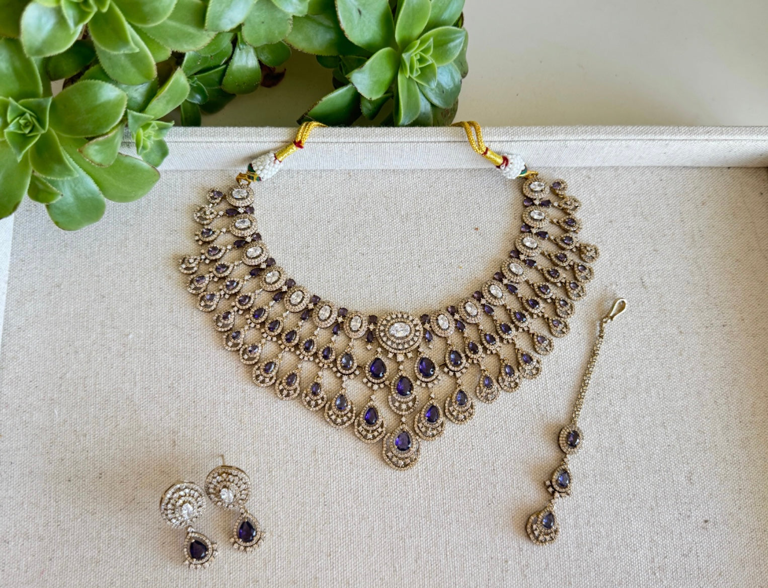 Nina necklace set