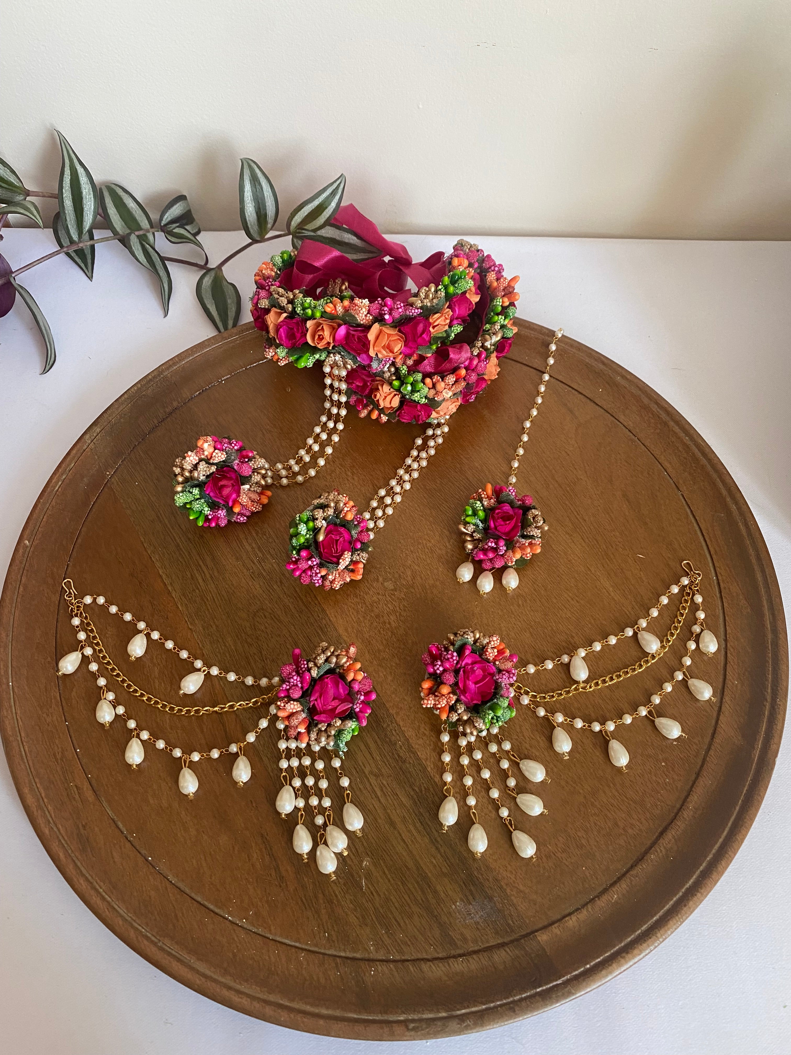 Ekta Floral Set