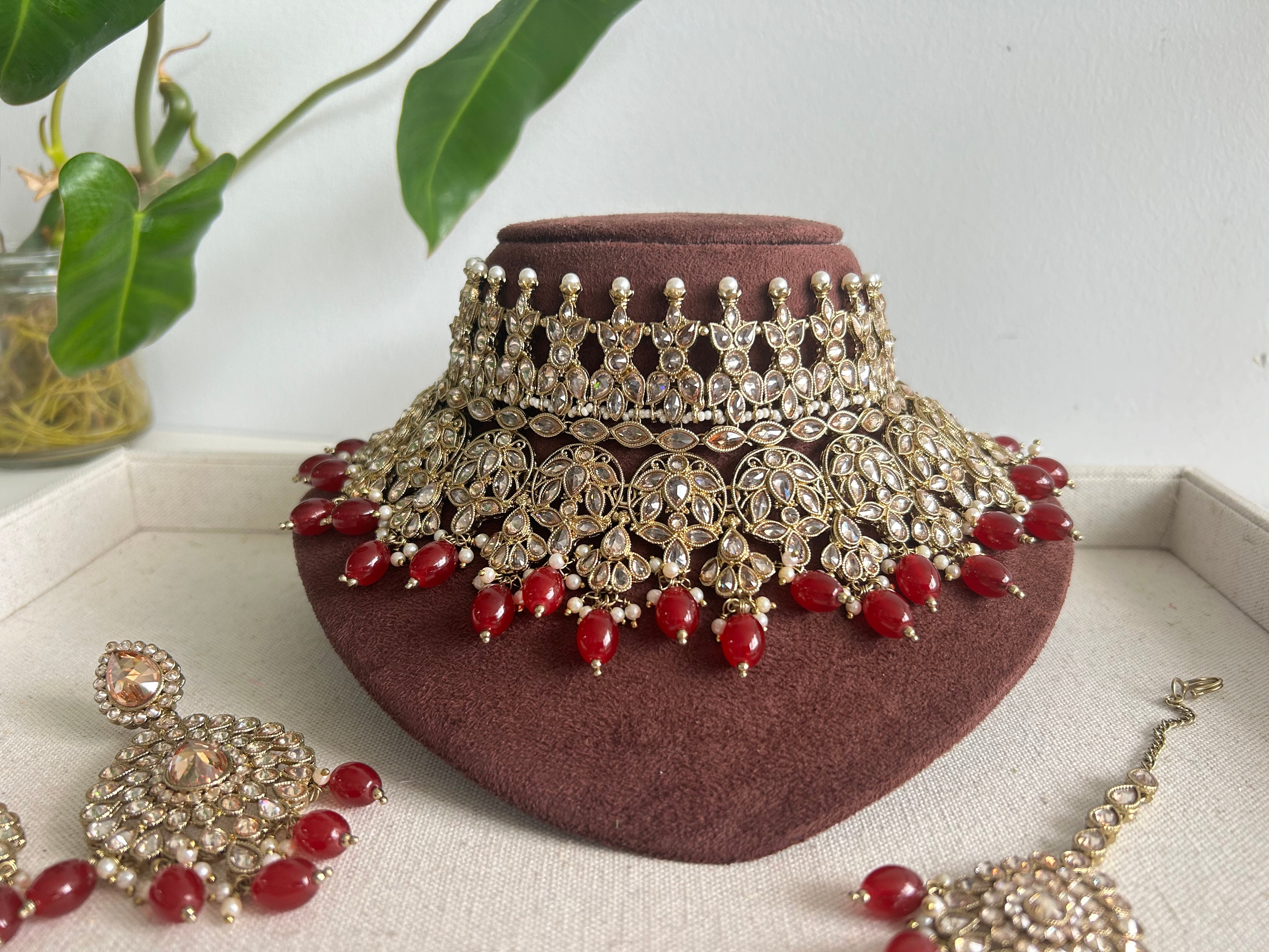 Kiran Choker Set
