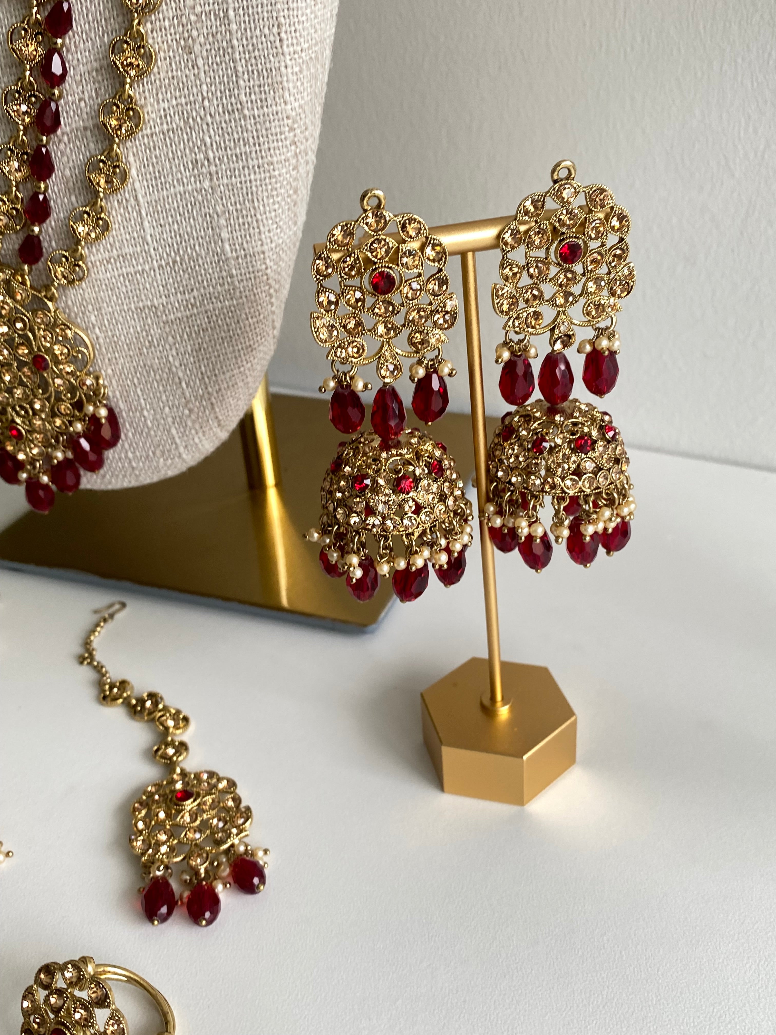 Amira Bridal Necklace