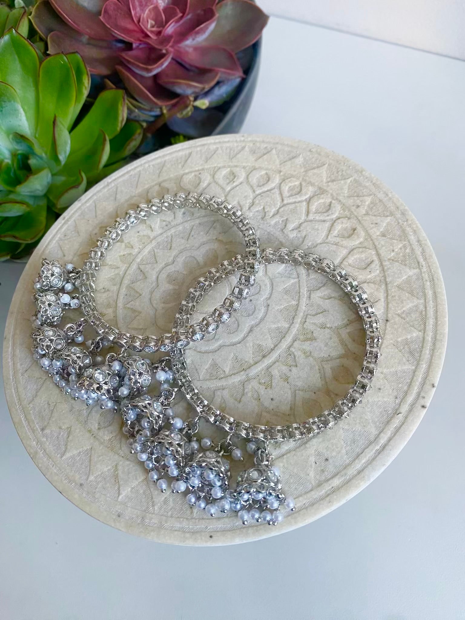 Kumud Bangles