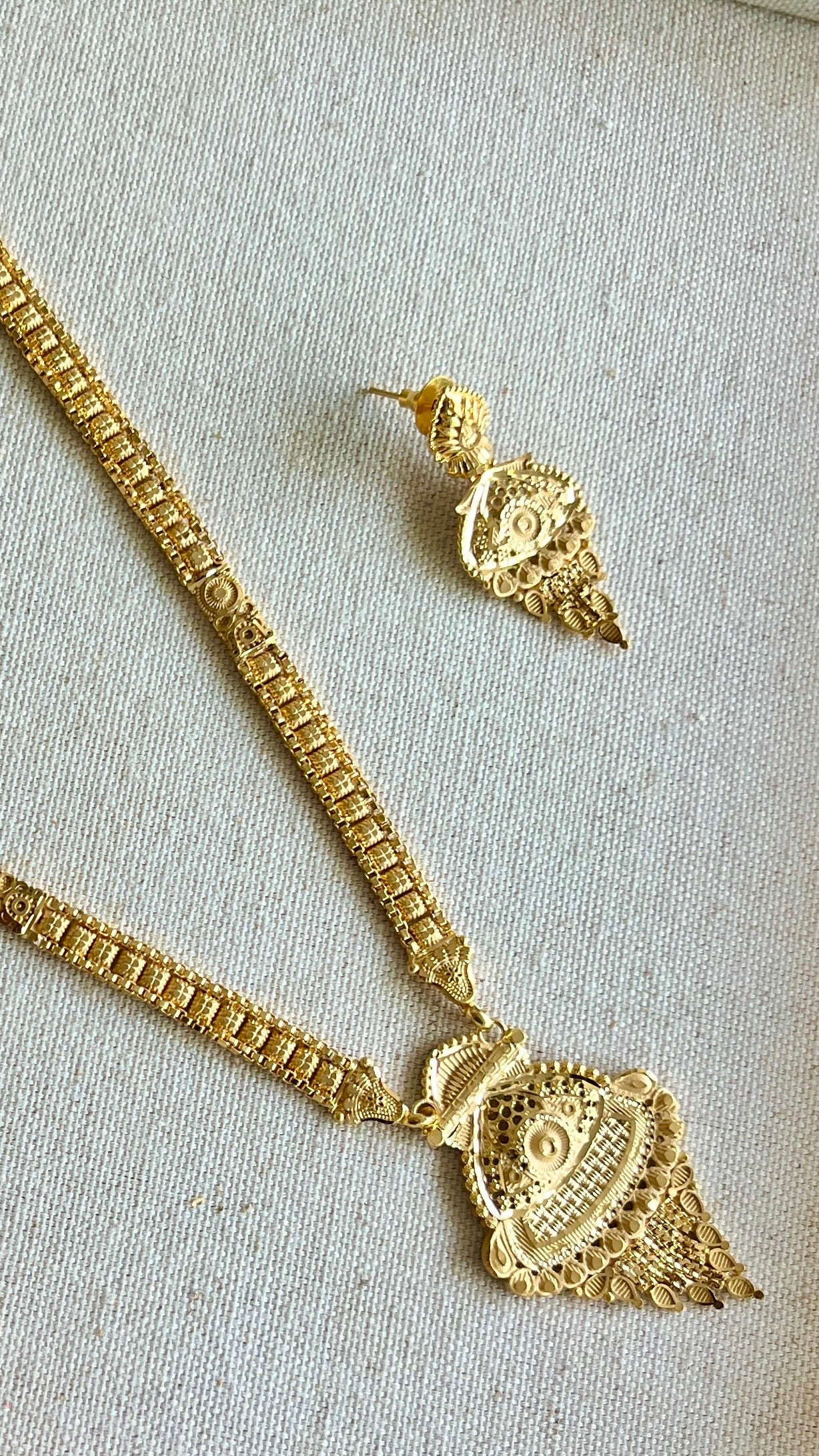 Siera long necklace set