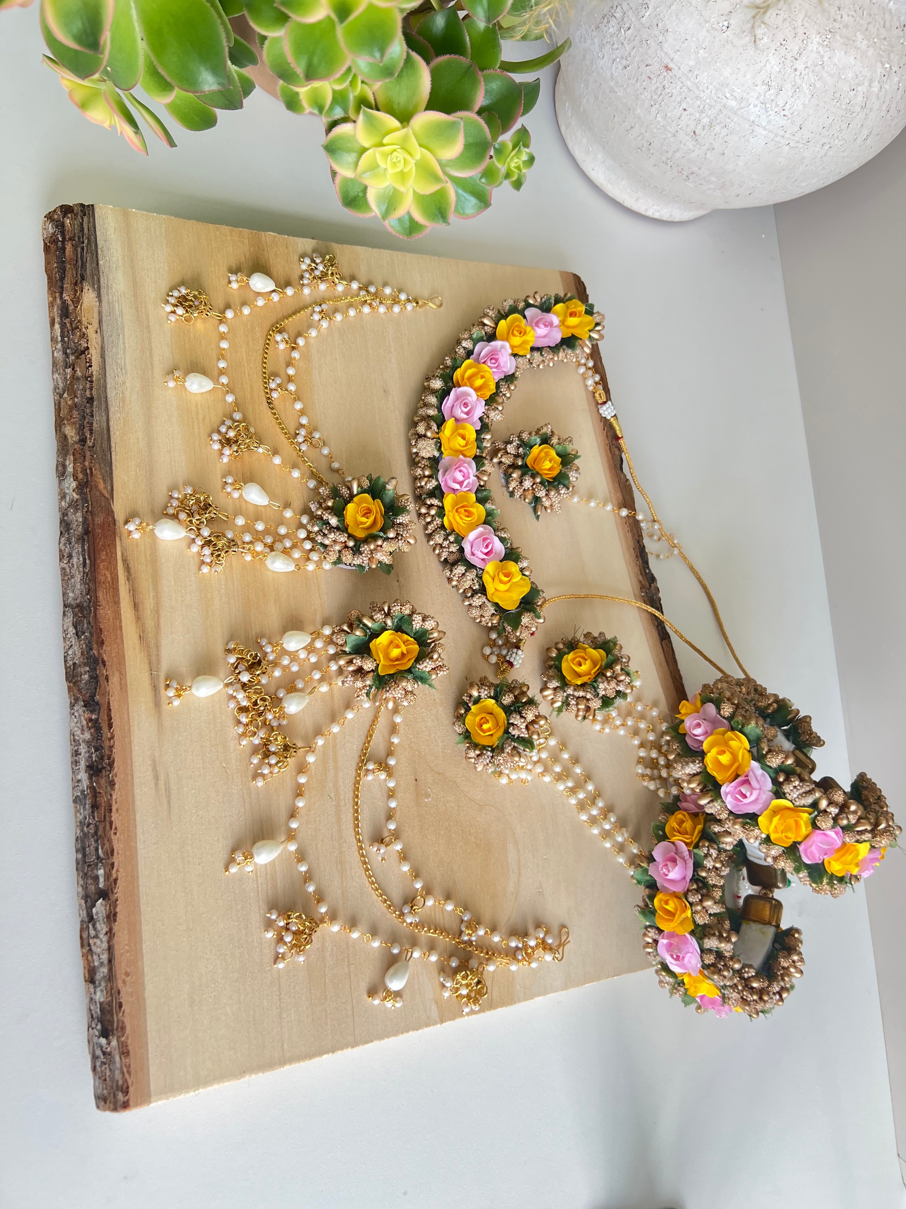 Vanya Floral Set