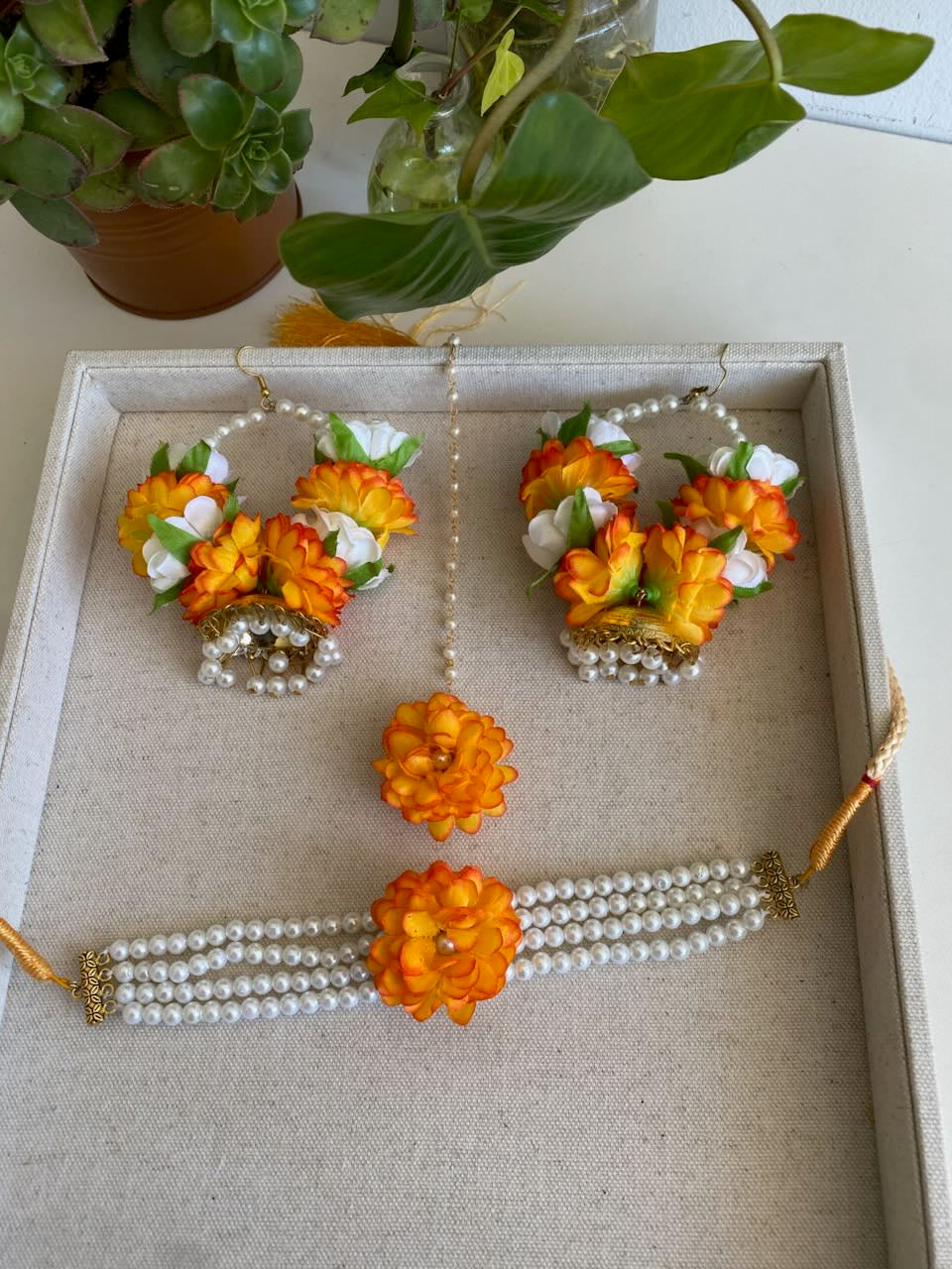 Prithvi Floral Set