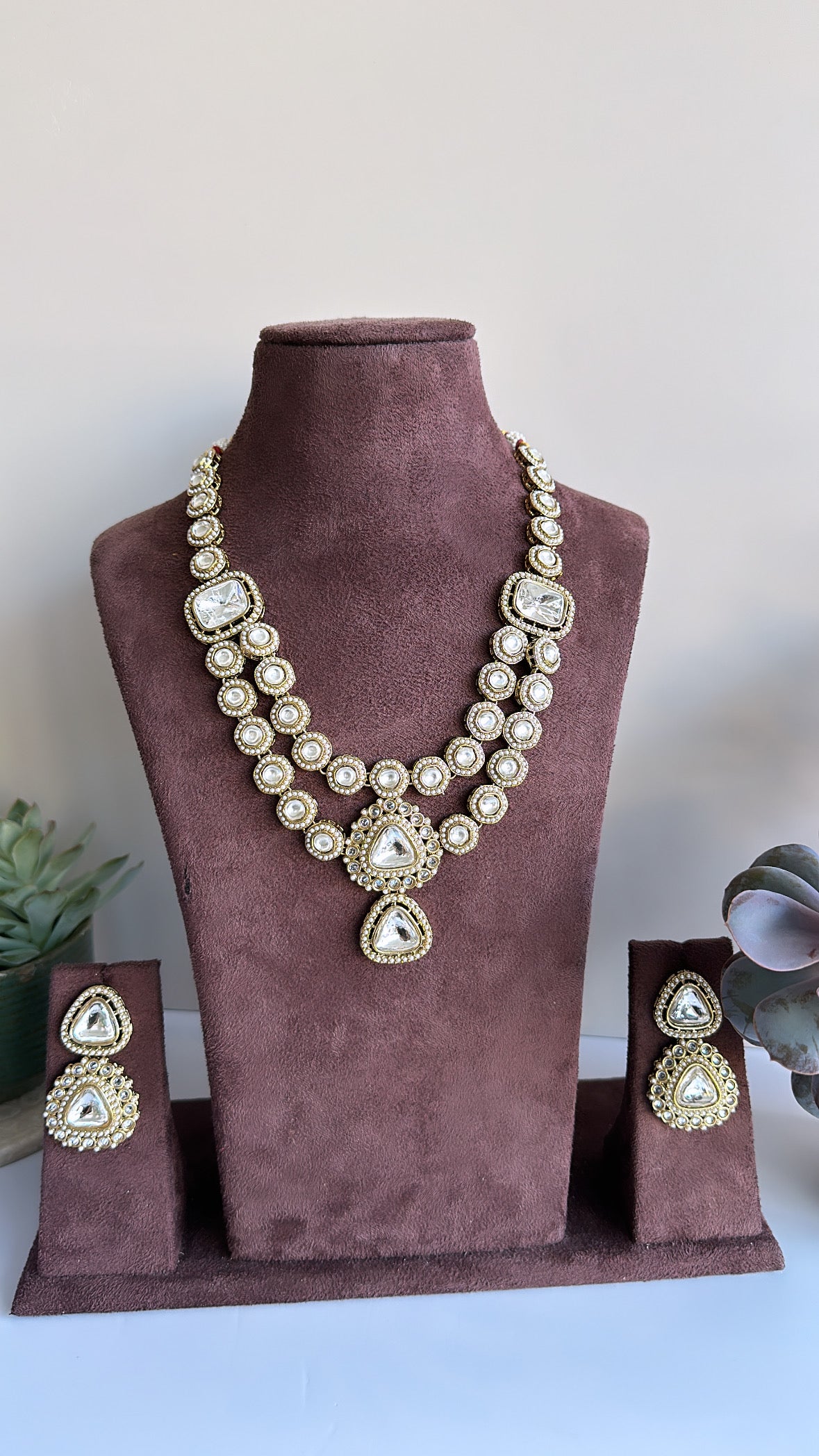 Chaya Kundan Set