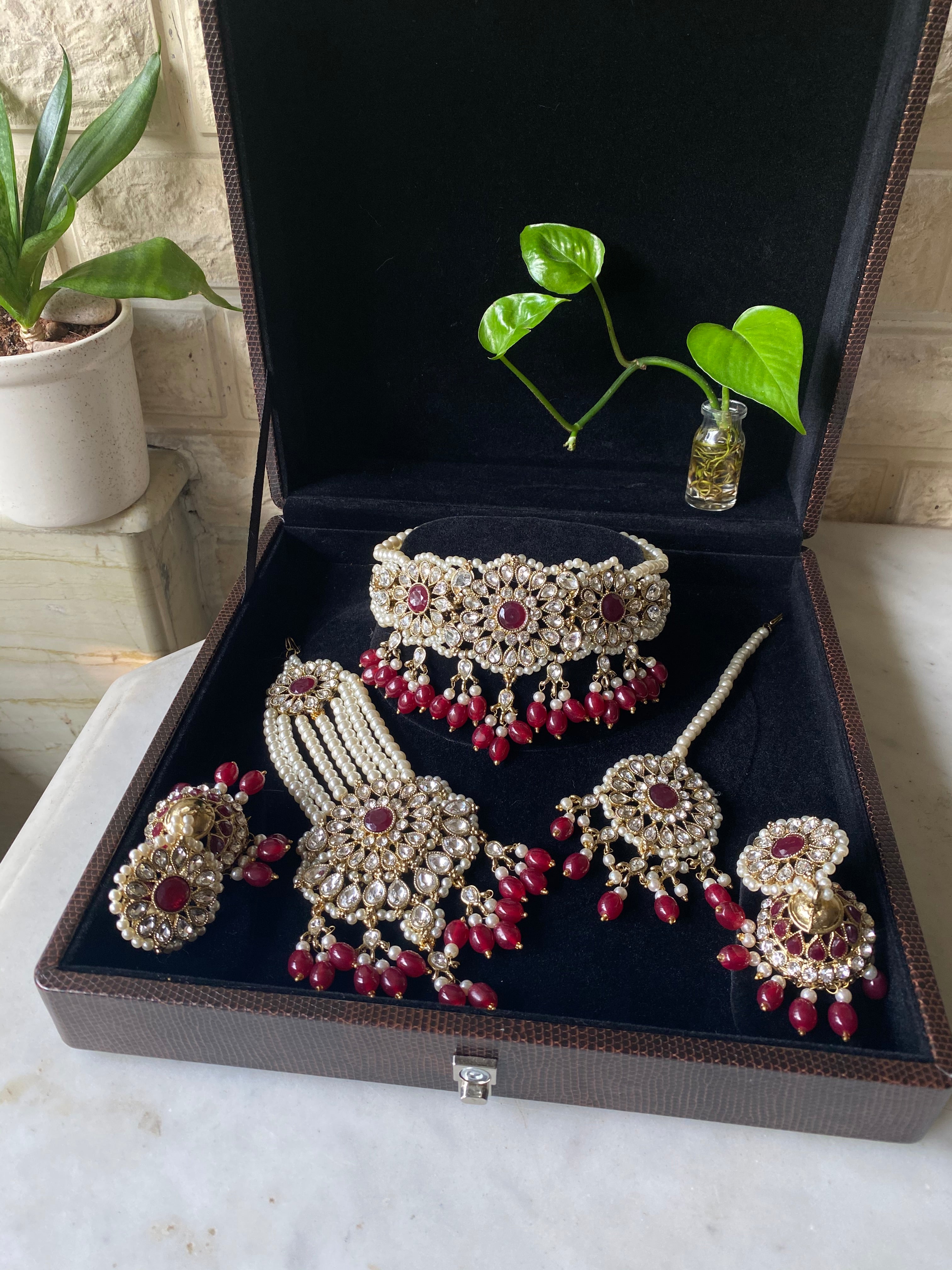 Zainab Choker Set