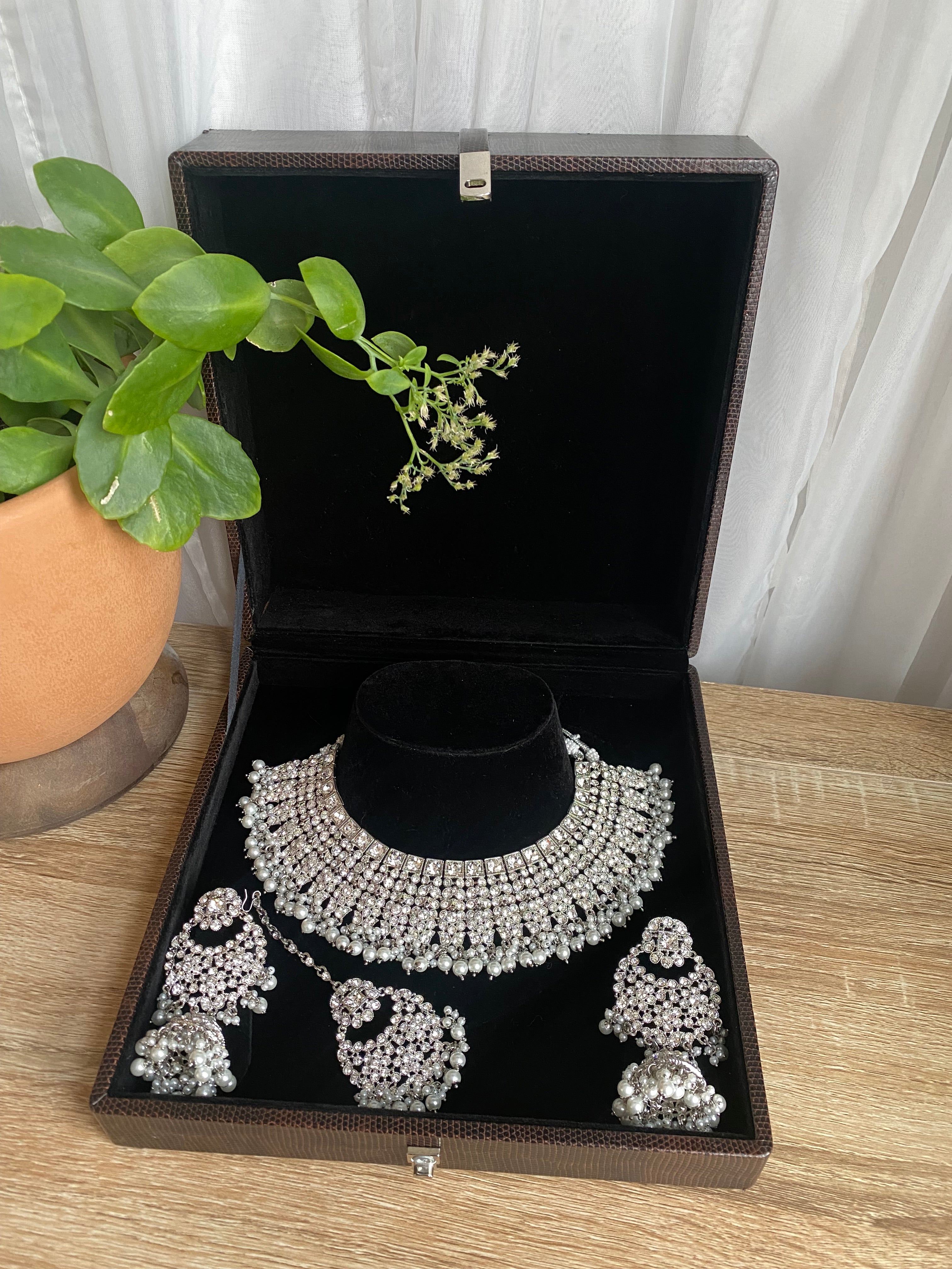 Rupa Bridal necklace