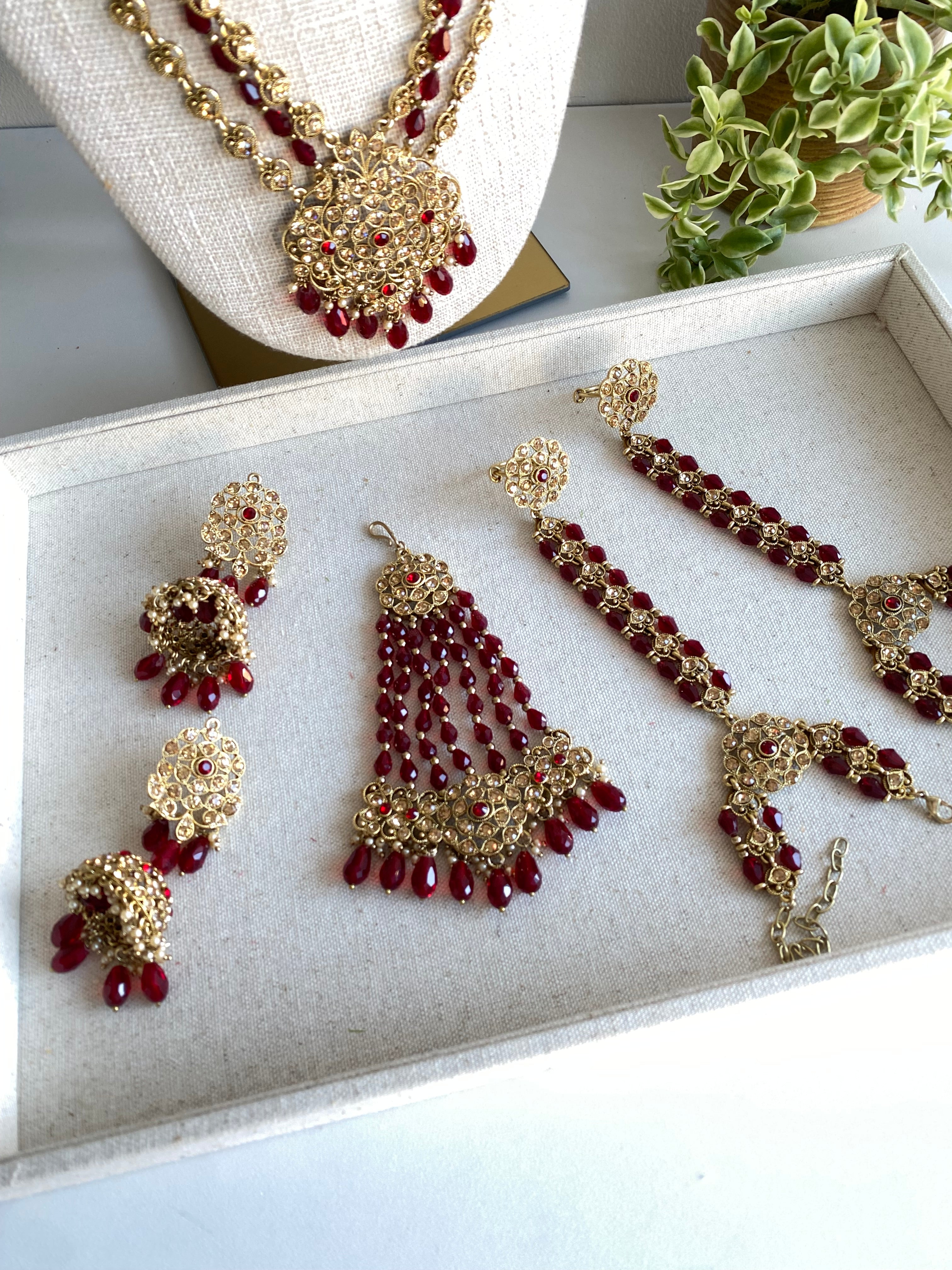 Amira Bridal Necklace