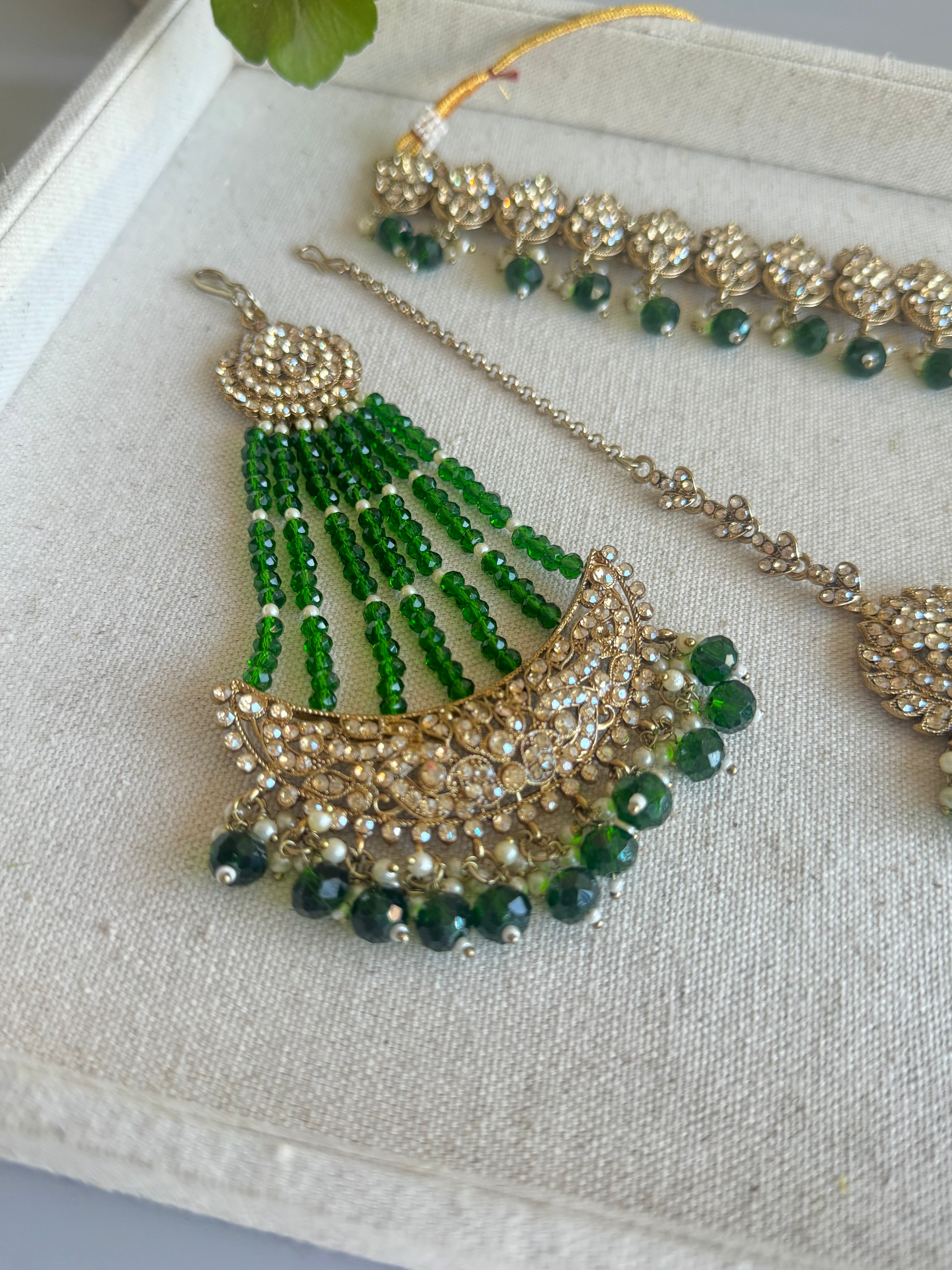 Aanya necklace set