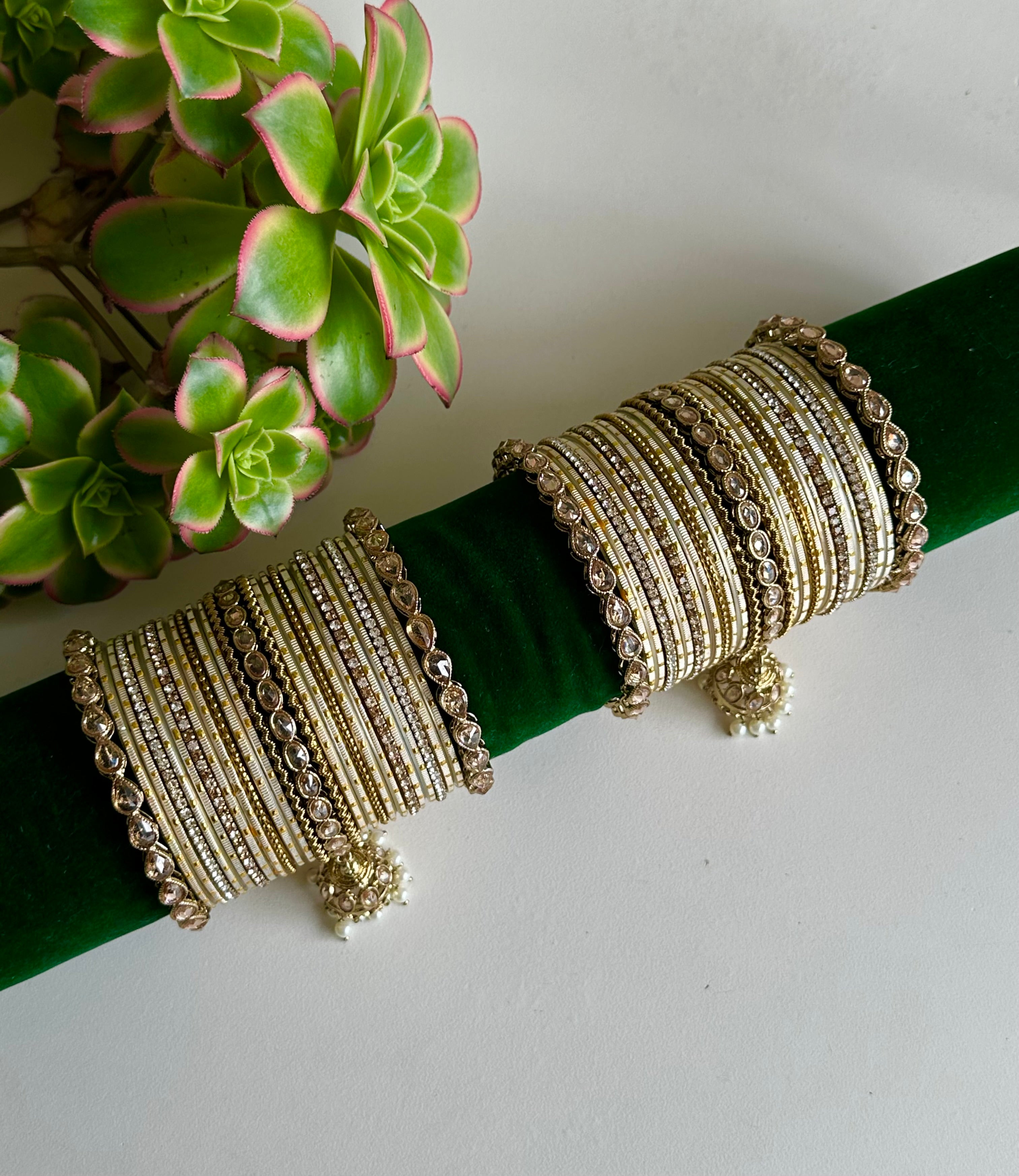 Festive Essentials- Pritha Bangle Set