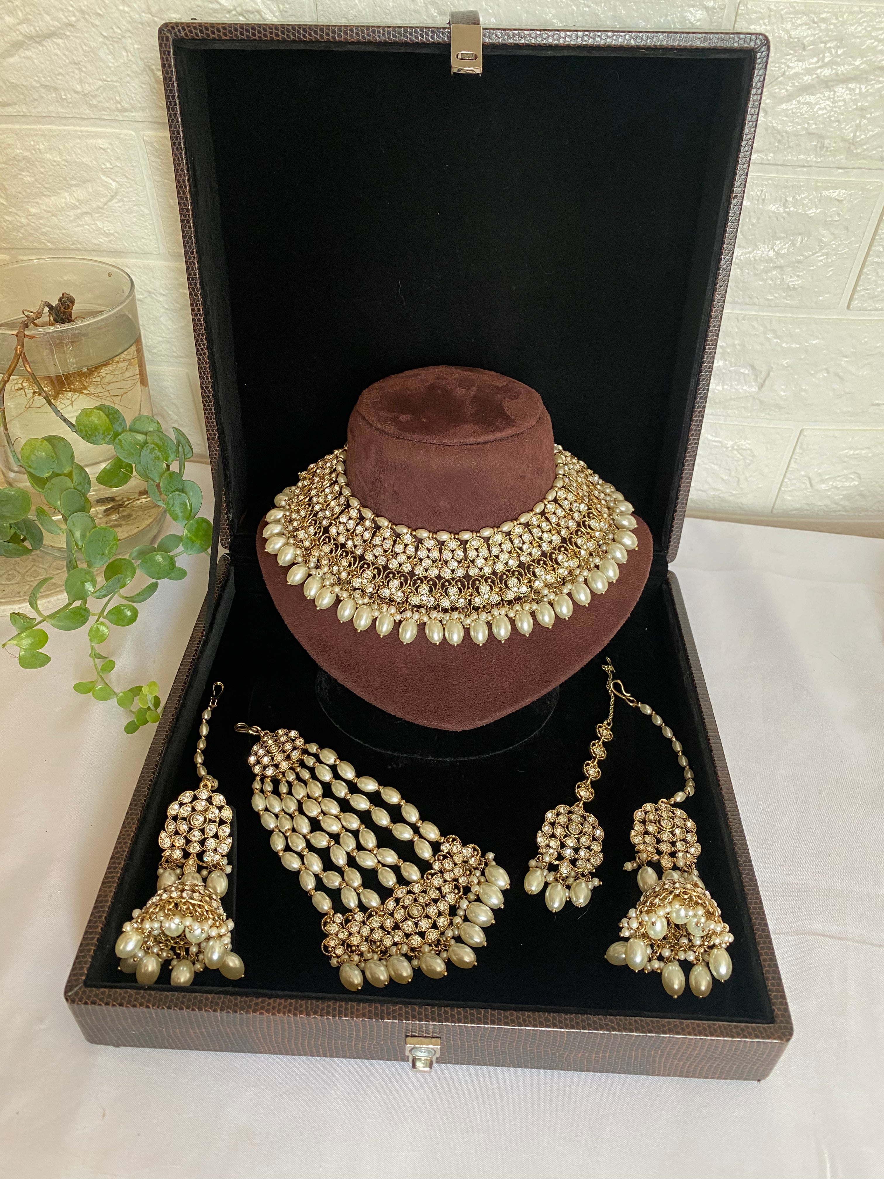 Amrit Necklace Set