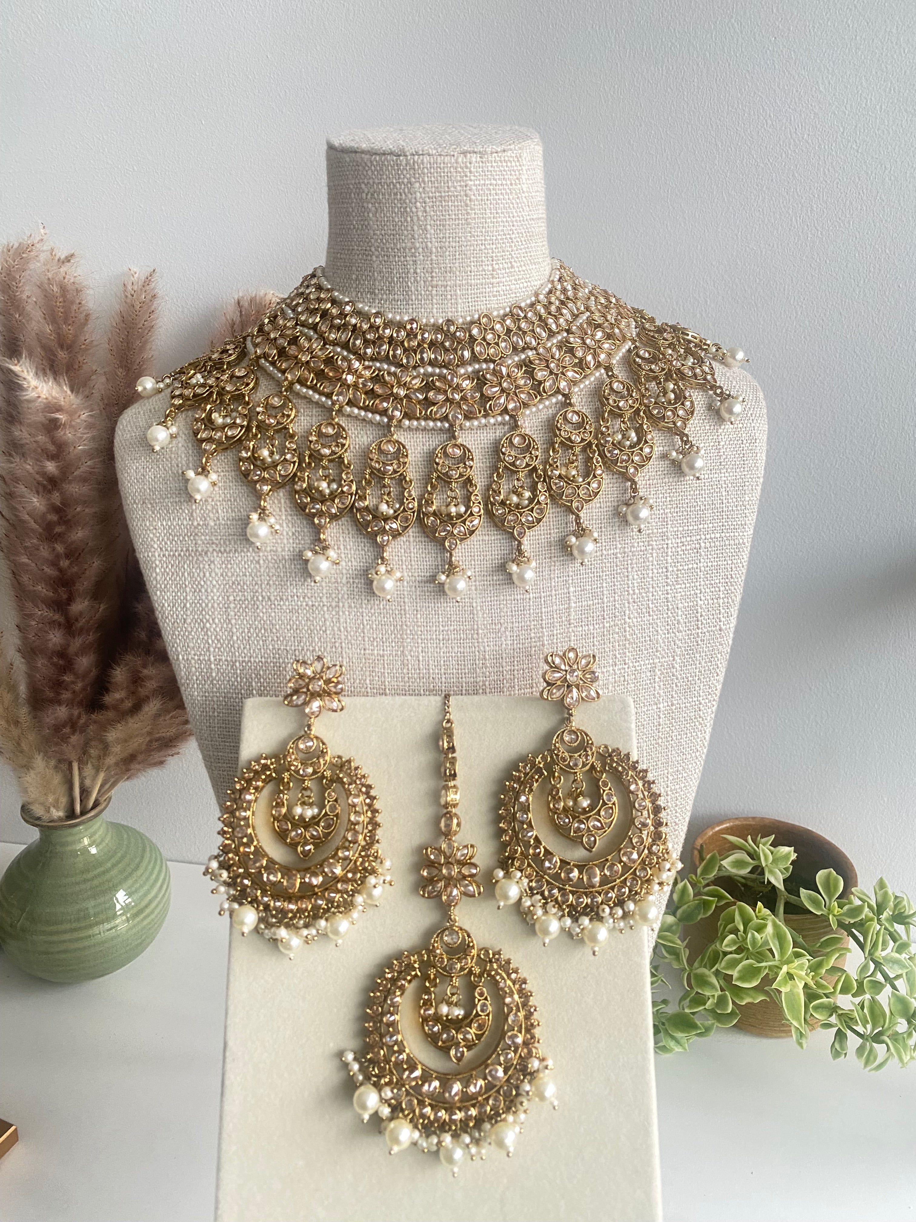Shakila Necklace - Gold