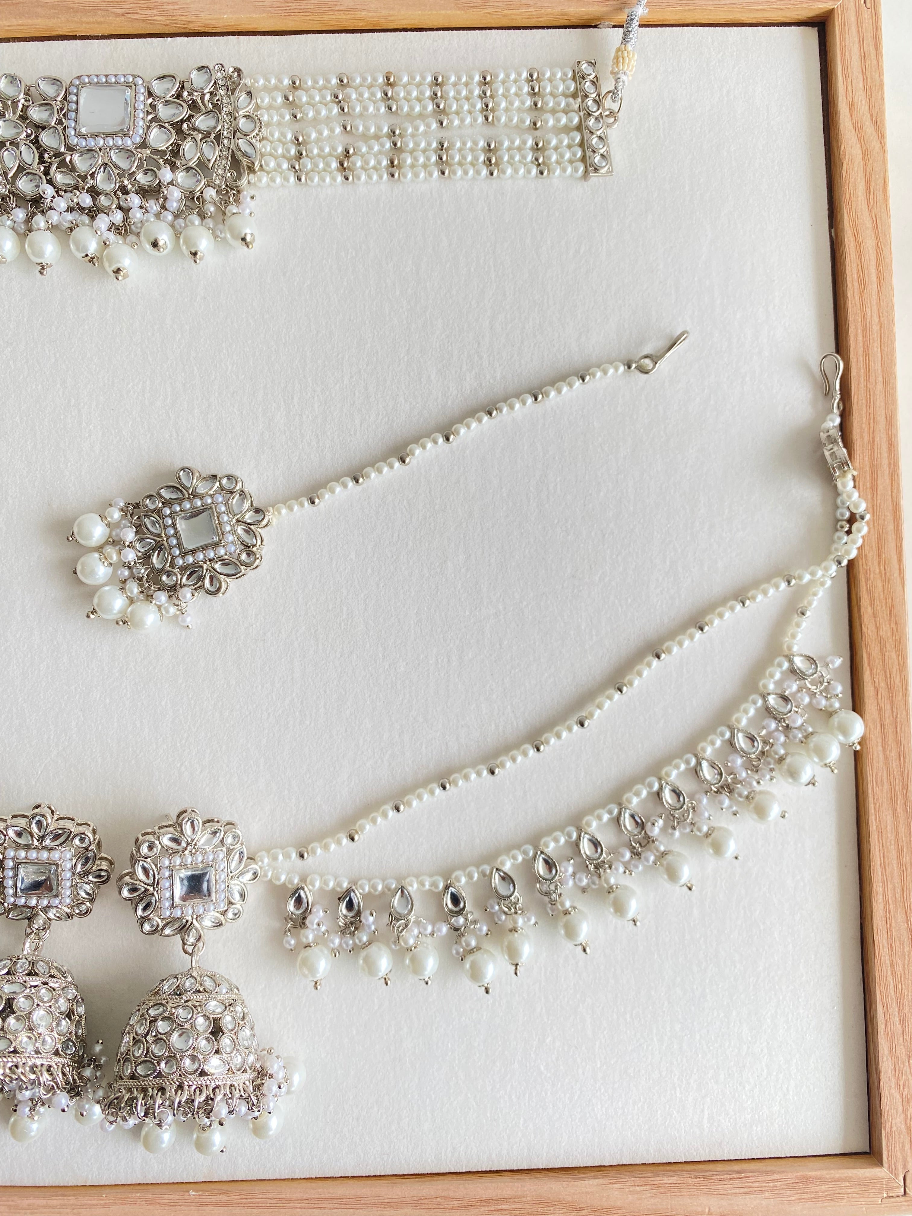Fizza Choker Set - Silver