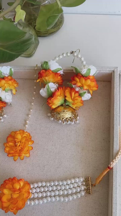 Prithvi Floral Set