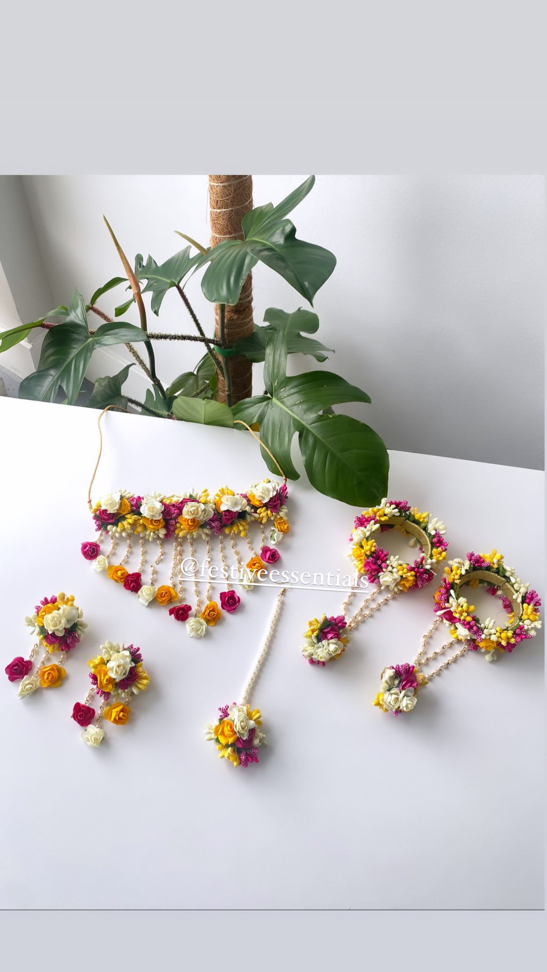 Full Floral Choker Set
