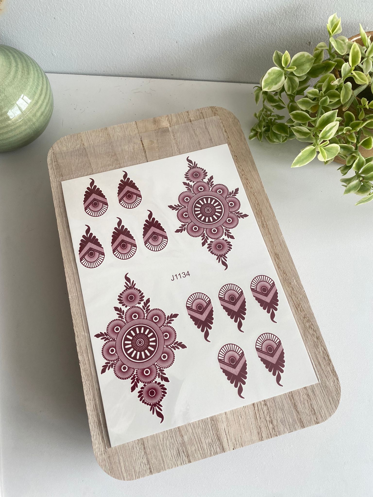 Festive Essentials - Beautiful and Easy to put on. Waterproof henna includes design for 2 hands. Each design is One sheet.