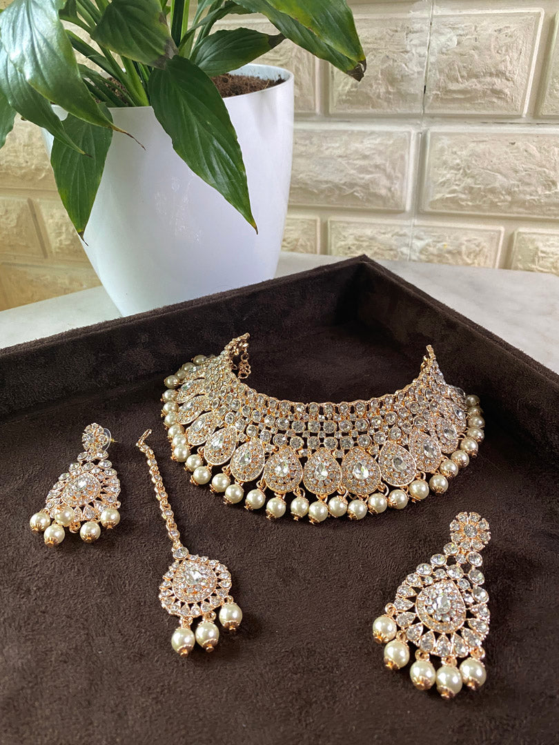 Chandni Choker Set