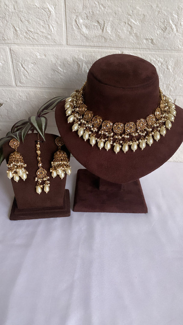 Rida Necklace Set