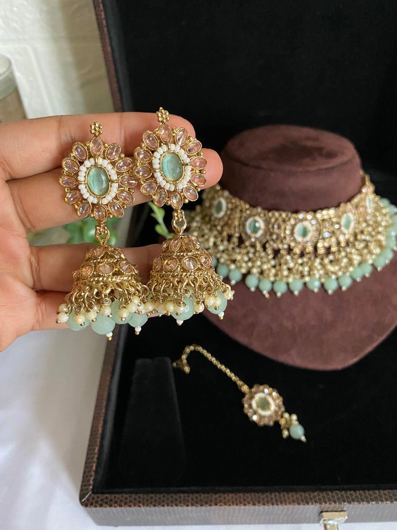 Sana Choker Set