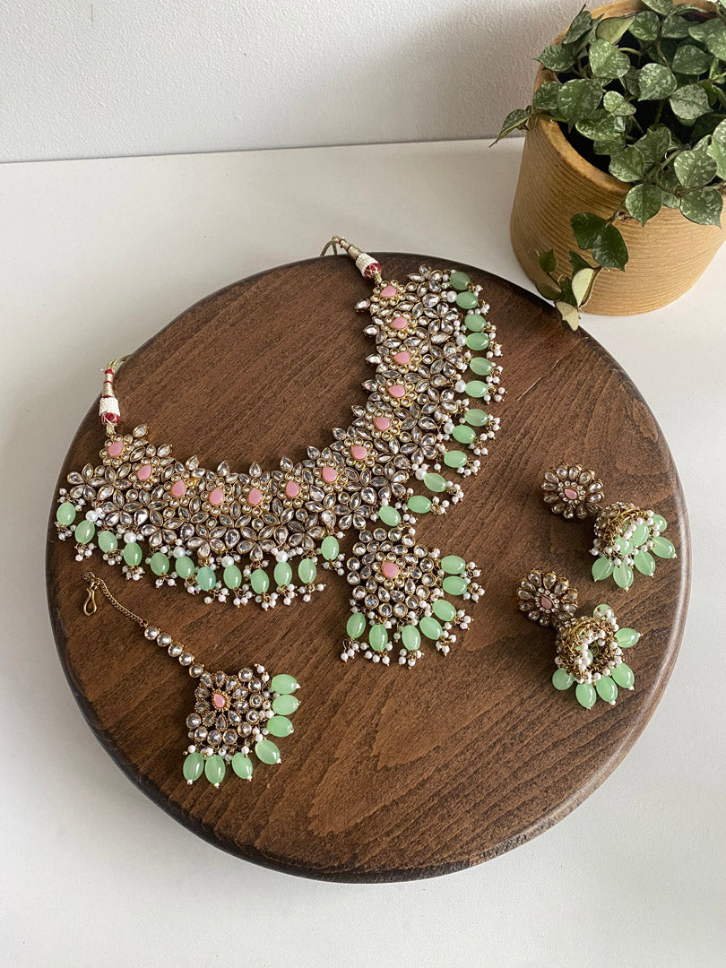Nusrat bib