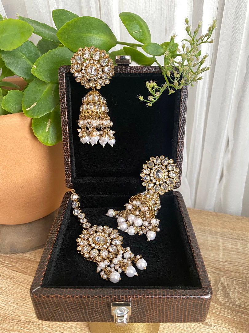 Rumela Tikka Set - Gold White